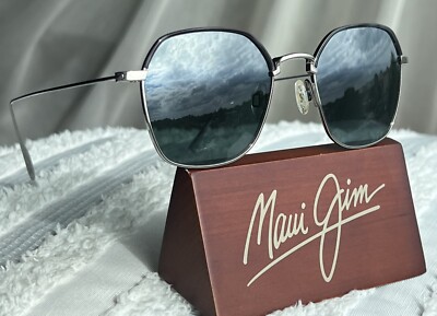 Maui Jim Moon Doggy MJ 874 11B Titanium Frame + Neutral Grey