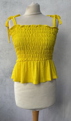 Crop Top Primark Yellow Top Primark Yellow Cropped Top Size S 10