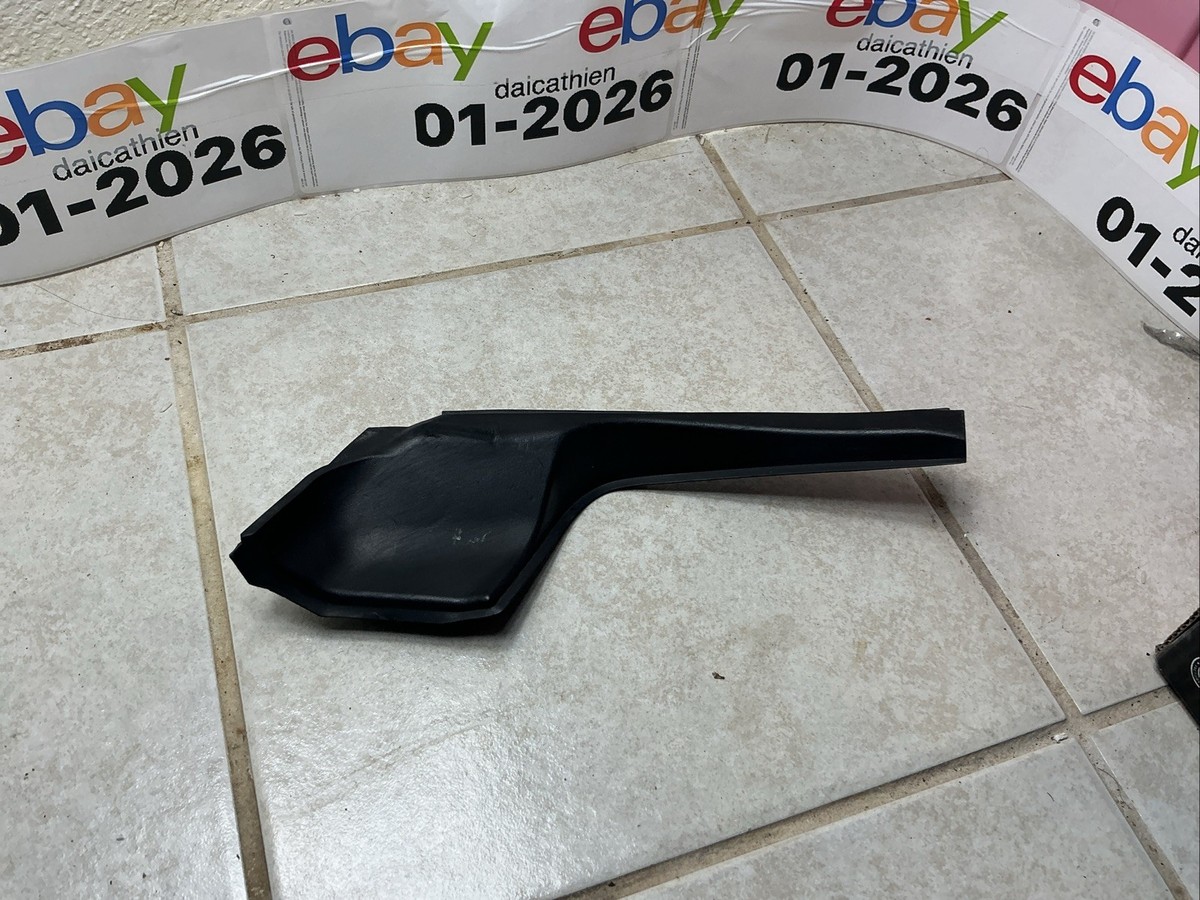 2021-2025 TOYOTA SIENNA FRONT RIGHT WINDSHIELD COWL COVER 53866