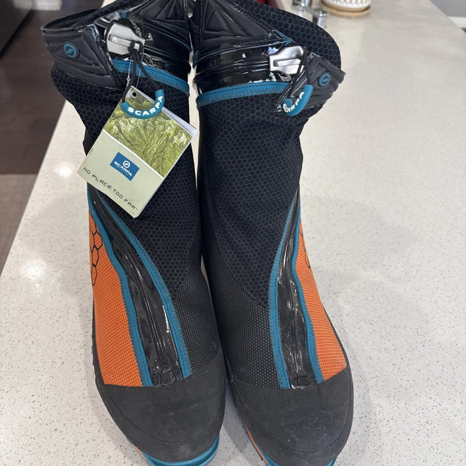 Botas de Montañismo Scarpa Phantom 6000 Talla 46 / USM 12  Foto 2 de 4