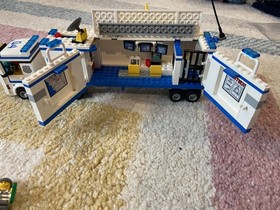 Lego city town 60044 Mobile Police Unit & 60128 Police Pursuit Complete Builds