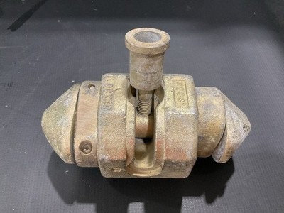 CONTAINERIZED LOAD SEA BOX SB2341 TURNLOCK BANKS FASTENER ASSY 5325-01-599-5395