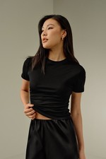 $89 NWT / LILYSILK Slim Fitted 100% Mulberry Silk Jersey Tee, Black - S