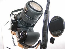 Pentax PZ10 35mm SLR Film Camera w/smc Pentax FA 28-80mm f/3.5-4.7 lens