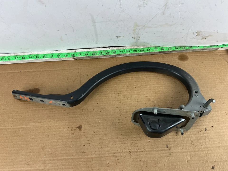 BMW 535i xDrive 2011-2016 trasero izquierdo maletero tapa bisagra soporte 7204237 OEM Foto 3 de 4