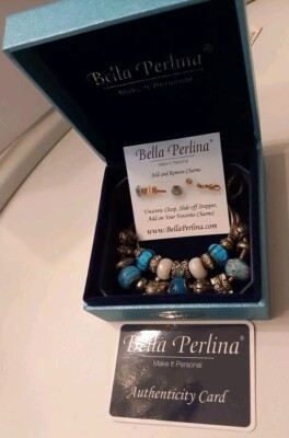 Bella Perlina Armband & Halskette Set verpackt 22 Charms Türkis Silber Perlen  