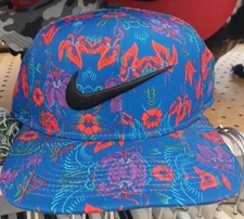 Nike Floral Print Snapback - Blue Red Purple Flowers OSFA Hat Baseball Brim