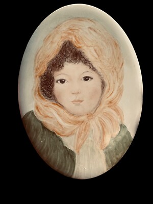 Vintage H&R Johnson ovale Keramik Wandfliese Portrait of Lovely Girl Design selten