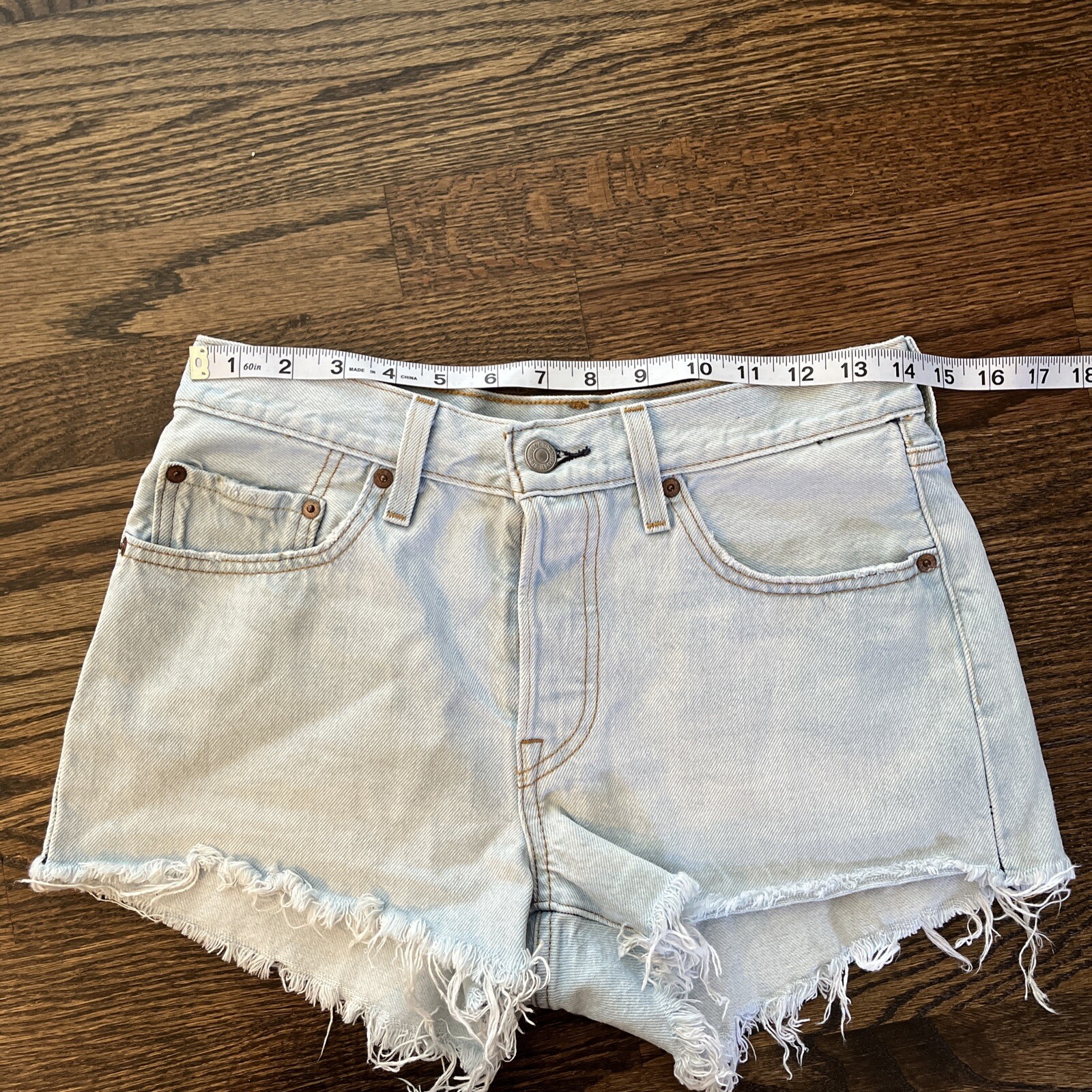 Levi's 501 Cut Off Shorts Women's Size W28 Button Fly Light Denim - View 5