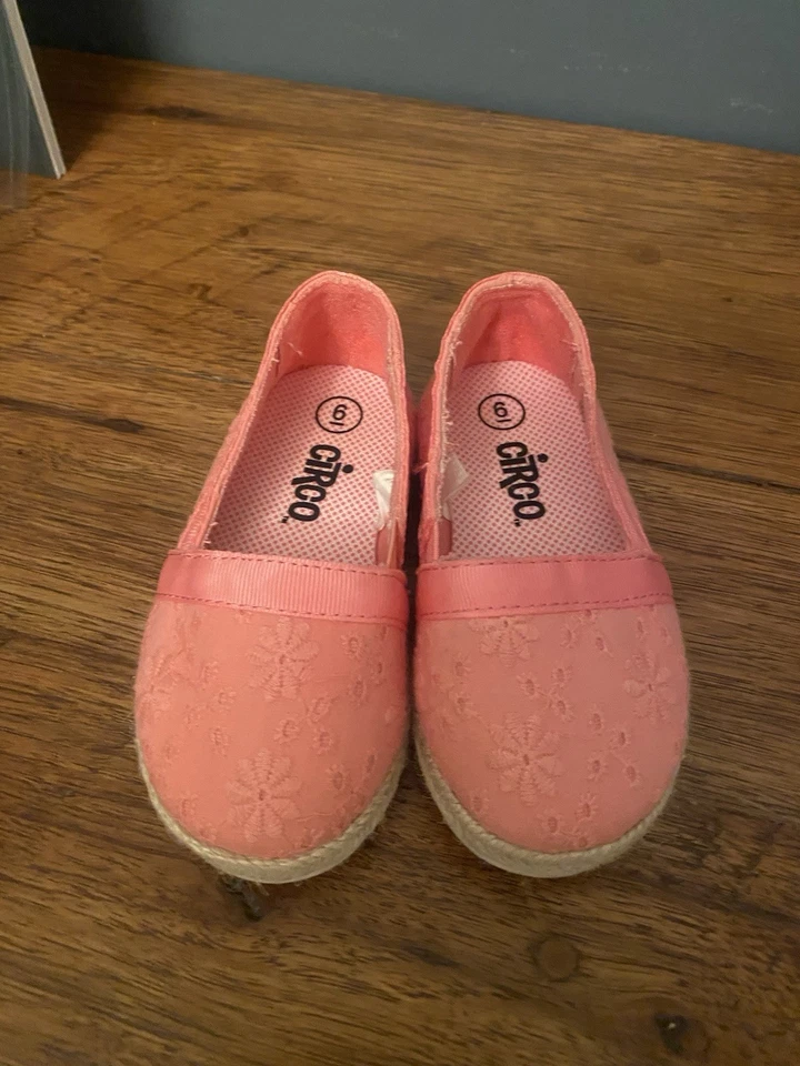 Planos de ojales circo rosa para niños pequeños talla 6 en excelente estado Foto 2 de 4