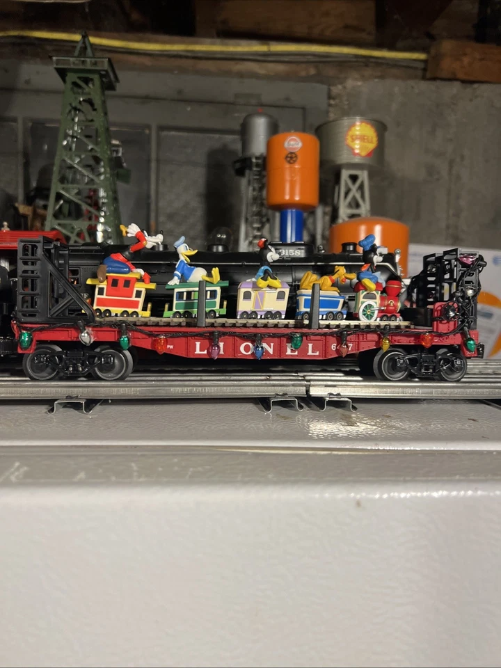 A LIONEL CHRISTMAS ILLUMINATED MICKEY MOUSE EXPRESS FLAT CAR - O GAUGE -NEW - Image 2 of 4