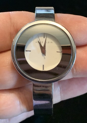 Vintage Anne Klein Silver Tone & Black AK 1083 Y121E Stainless Steel Wristwatch - Picture 1 of 8