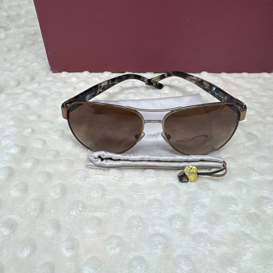 TORY BURCH Aviador LOGOTIPO DE METAL DORADO Gafas de sol/Anteojos MARCOS Y BOLSA SOLAMENTE Foto 2 de 4