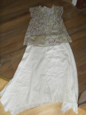 schönes, trendiges  Marken-Set °Gr. S/M° Bluse-Rock °°MNG/ Identic
