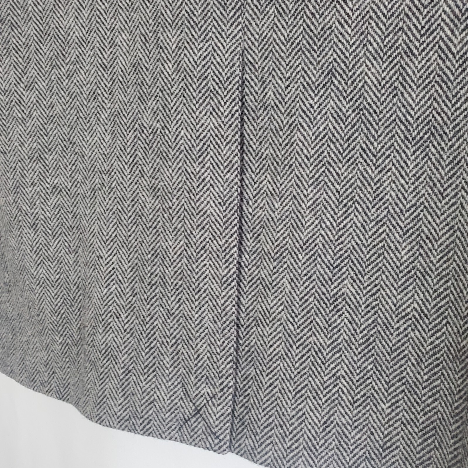 FILA Savile Row Wool Herringbone Single Breasted Sport Jacket Blazer Size Medium Gray