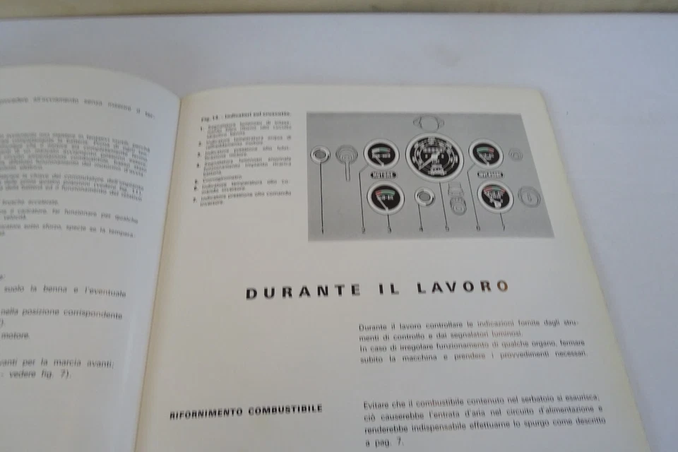 trattrice Fiat caricatore FL 4D Idrovert manuale uso manutenzione trattore 1973 - Immagine 4 di 4