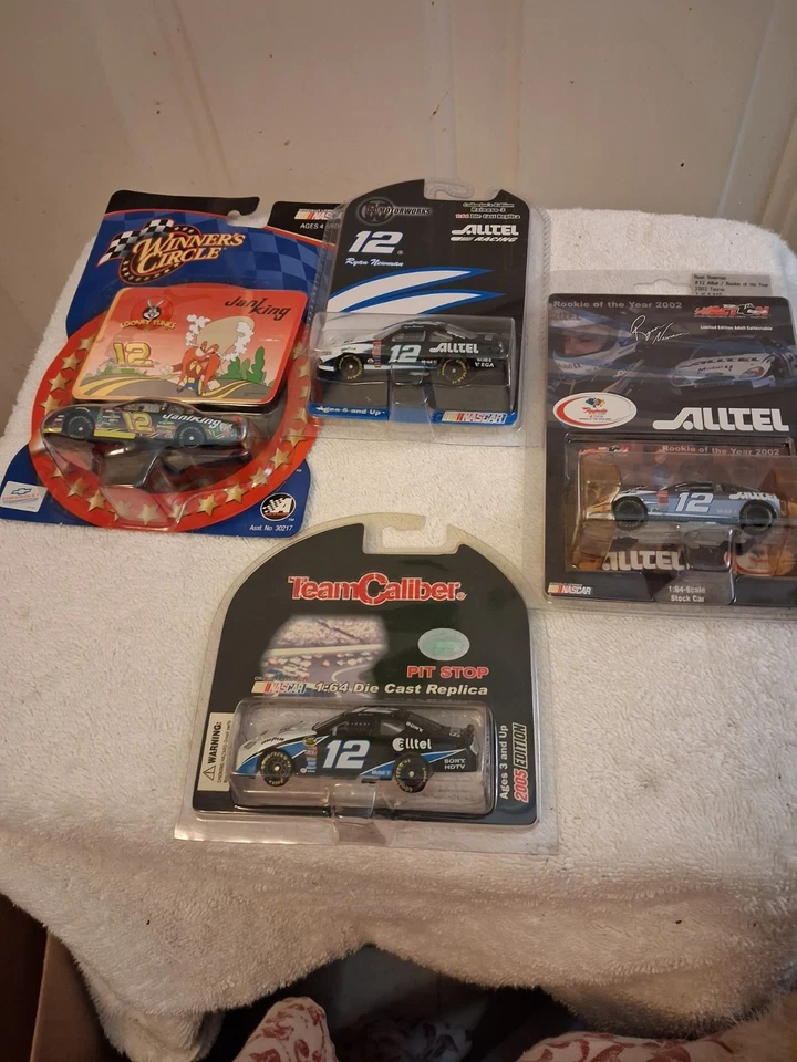 Nascar Lot Ryan Newman #12 12 Items - Image 3 of 4