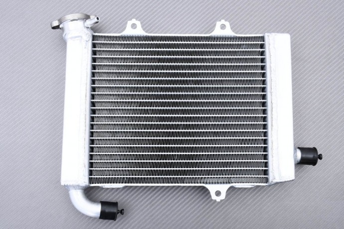Radiateur Eau Droit Racing Alu pour Honda Goldwing GL1800 Bagger DCT 2018-2025