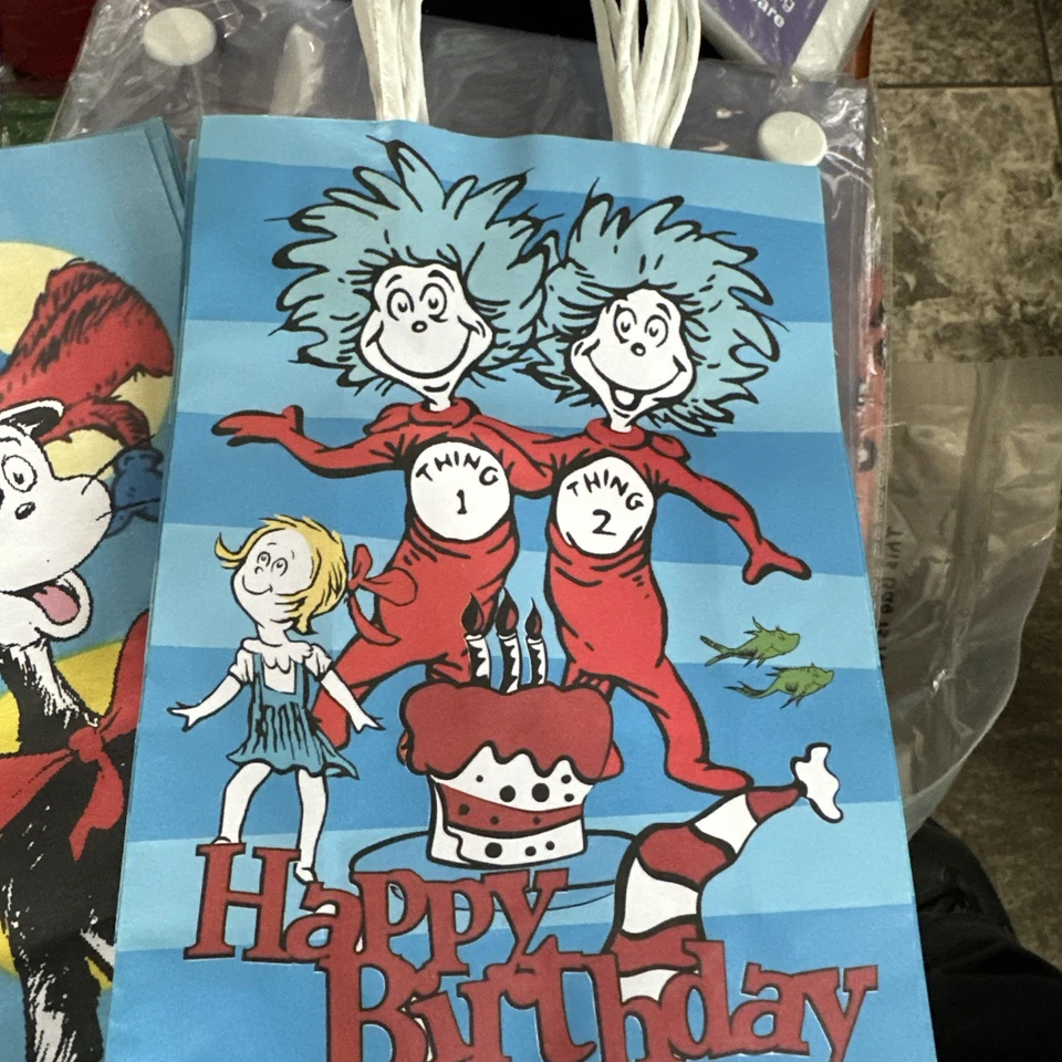 Bolsas de regalo de fiesta Dr. Seuss bolsas de regalos para dibujos animados Seuss fiesta de cumpleaños paquete de 12 Foto 2 de 3