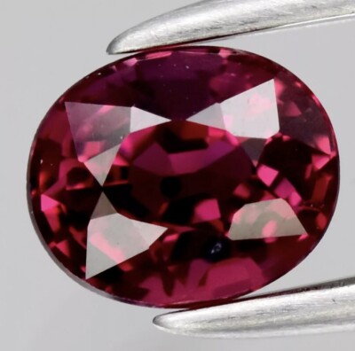 0,52ct 5x4mm VS Oval Lila Rot Rubin Edelstein, Madagaskar