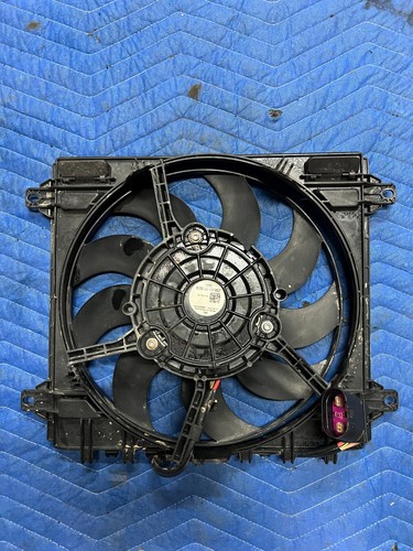 2017 AUDI R8 V10 FRONT RIGHT RADIATOR COOLER FAN 4S0121203C ~DAMAGE~ - Picture 9 of 20