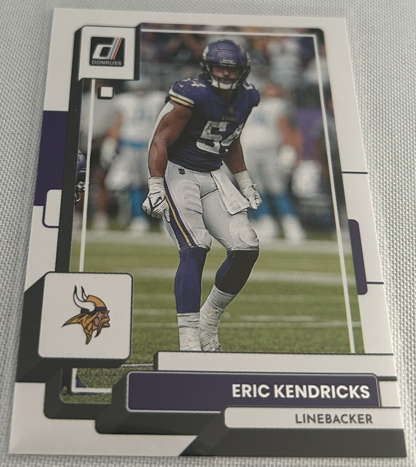 2022 Donruss Football Eric Kendricks Minnesota Vikings base card #110