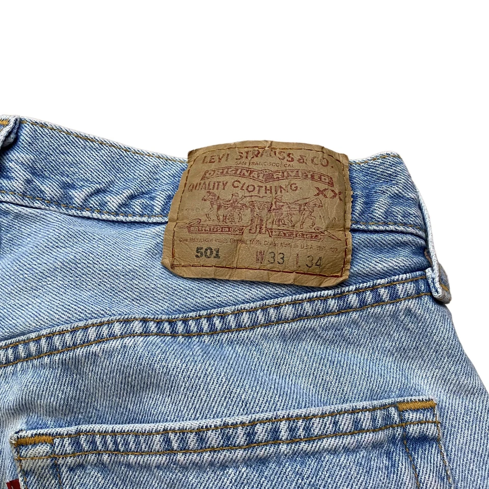 Vintage USA Levis 501 Button Fly Jeans Women’s 33x34 Waist Light Wash 90’s 80's - Image 2 of 4