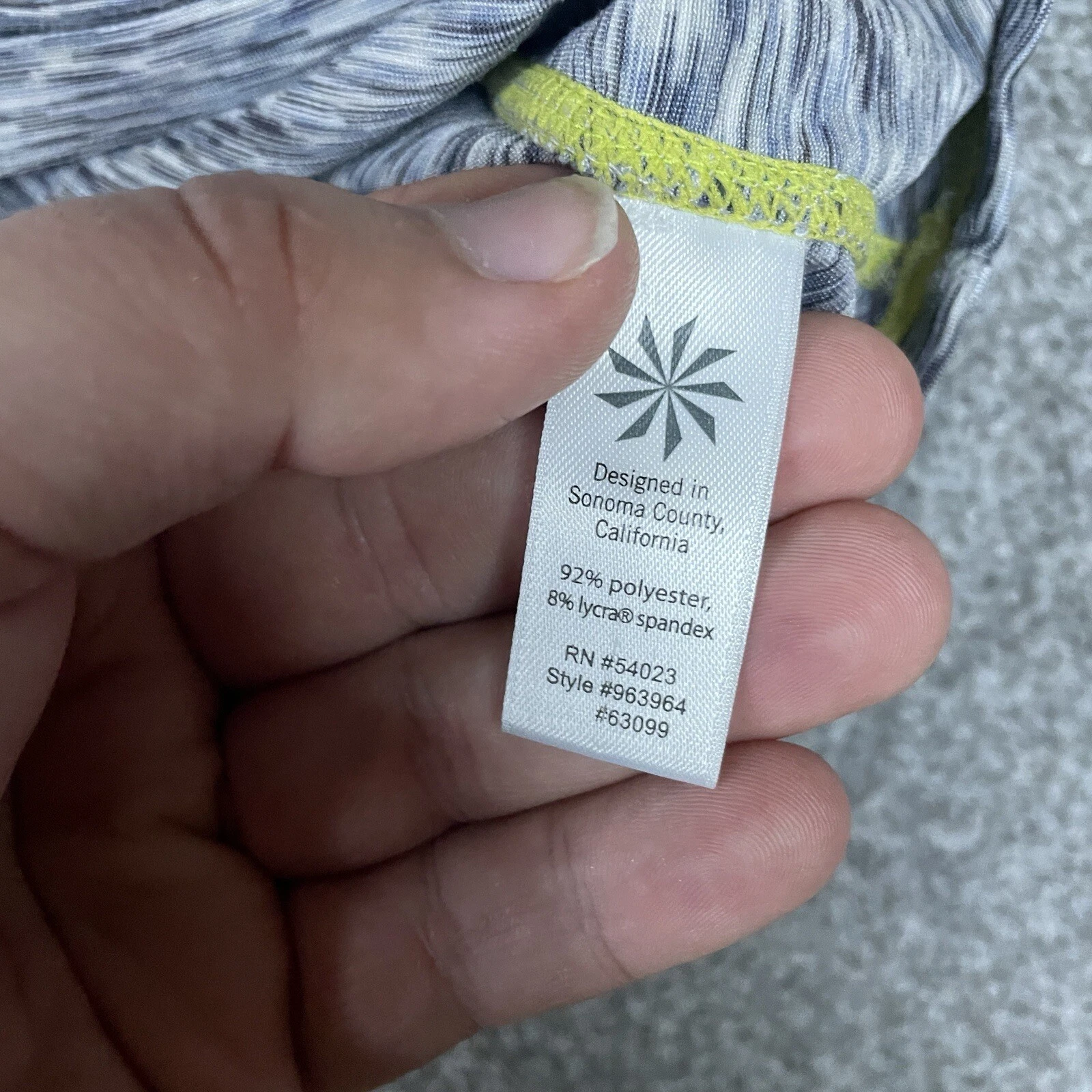 athleta mendoza top 1/2 zip pullover athletic dye jacket