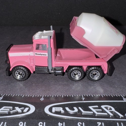 Vintage Matchbox SF Australian Peterbilt miscelatore cemento rosa - senza scatola raro HTF - Foto 8 di 14