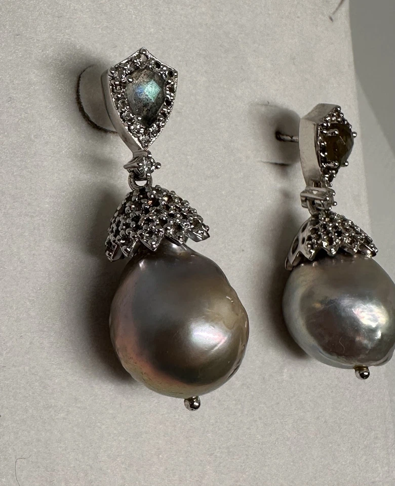 Grey Baroque Freshwater Pearl Labradorite & White Topaz Earrings - Image 4 of 4