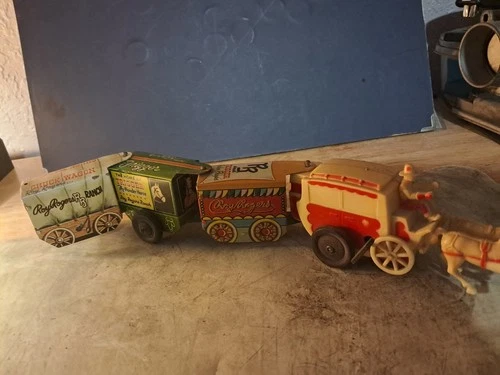 1950’s MARX ROY ROGERS STAGE COACH WAGON TRAIN TIN WIND UP TOY 14" WORKS!!