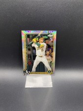 Max Muncy RC Refractor Topps 2025 Chrome #221 Athletics