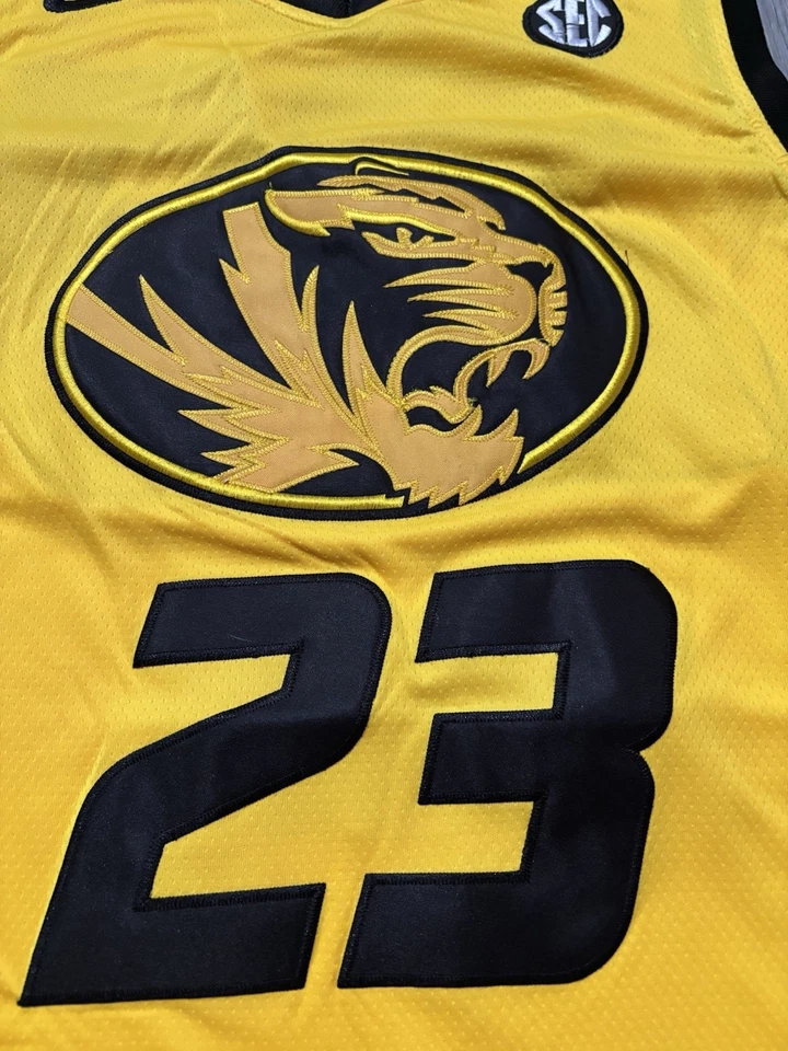 Nike Missouri Tigers Basketball Jersey. Mens XL. Gold. NCAA. Mizzou. - Image 4 of 4