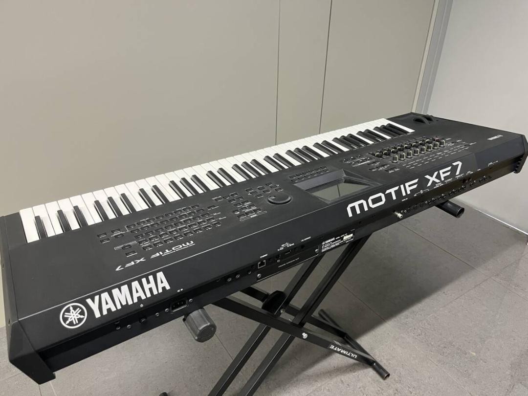 Yamaha MOTIF XF7 synthesizer keyboard almost unused | eBay UK