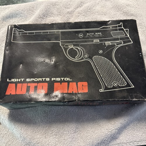 Vintage .44 AMP Model 180 AUTOMAG Model Series No. VG-308 Vintage Air Pistol