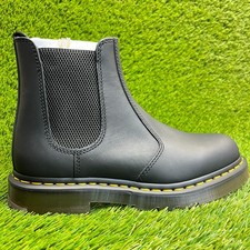 Dr. Martens 2976 SR Mens Size 8 Womens 9 Black Classic Leather Chelsea Boots