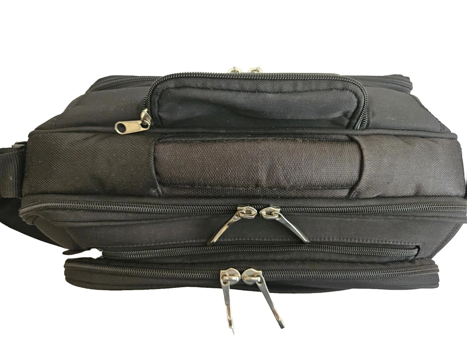 Estuche de viaje con ruedas para computadora portátil Contour Kensington negro telescopio tirar 17" Foto 4 de 4