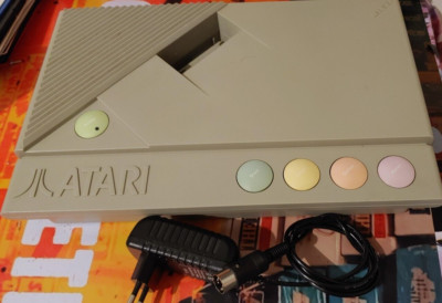 Atari XE Games System Atari 8-bit Computer + Power Supply/TV Cable Works Classic XL