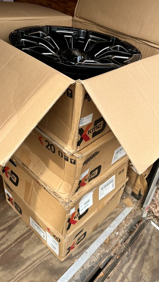 XD 系列 XD841 Boneyard 光泽黑色铣削 20x9 0 ET 5x139.7 或 5x5.0 RAM 1500 — 第 4/4 张图片