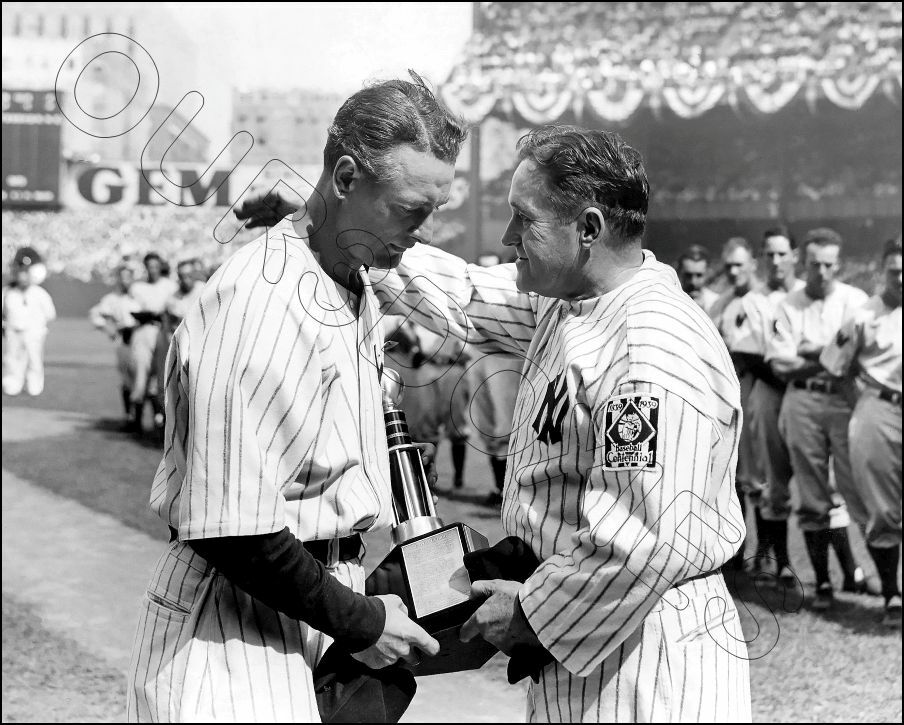 Lou Gehrig Joe McCarthy Photo 8X10 New York Yankees 1939 Luckiest man Speech