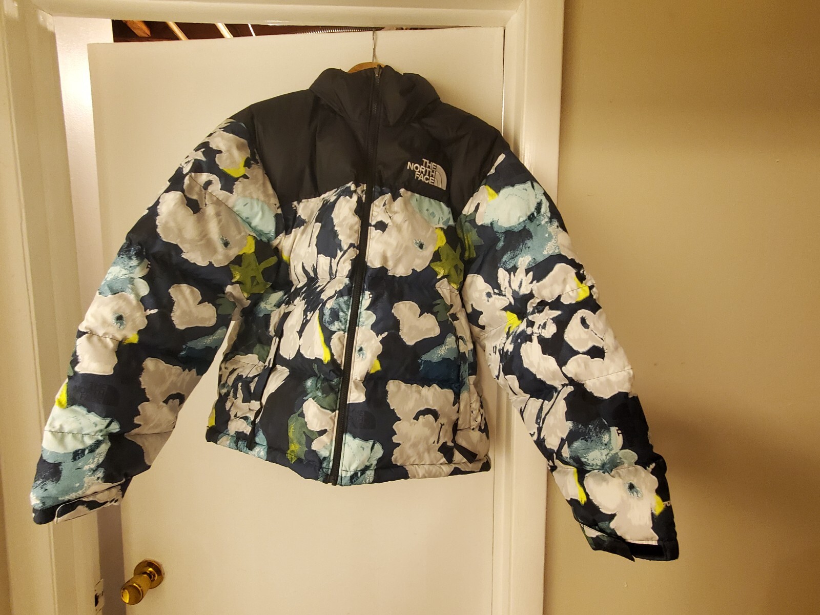 Picture 1 of 5