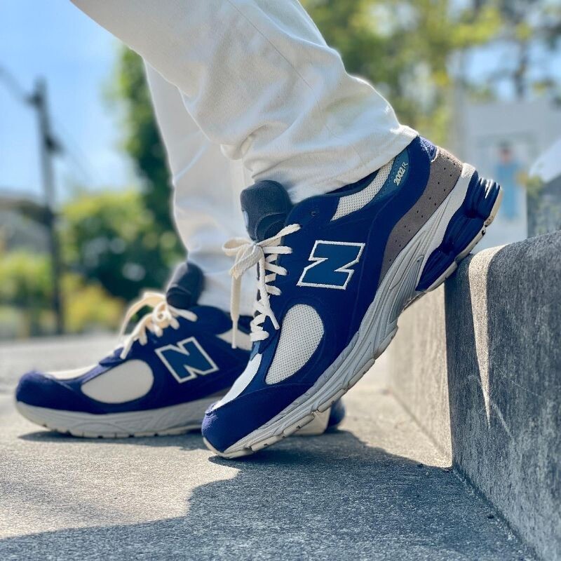 New Balance 2002R “Light Cream Purple” - Men's 9.5 | eBay
