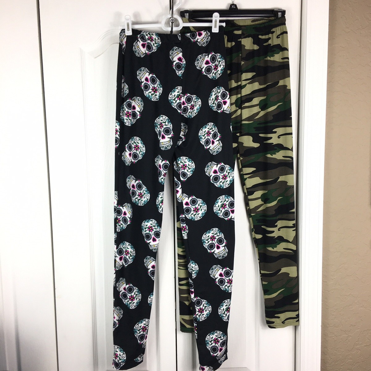 Women's boutique leggings sugar skull and camo super soft small