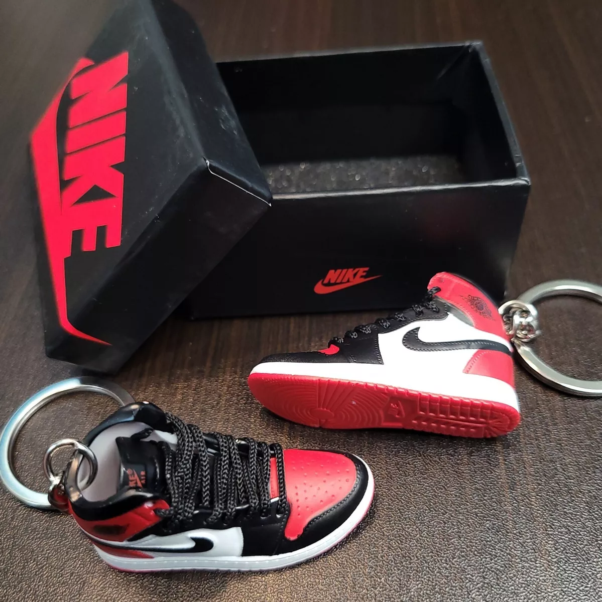 New Mini 3D~AIR JORDAN LOUIS V~ sneaker shoe keychain