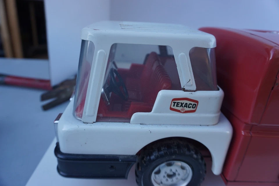 1960s VTG Texaco Jet Fuel Tanker Truck 23.5L 6.5T 6.5W (000049) - Image 2 of 4