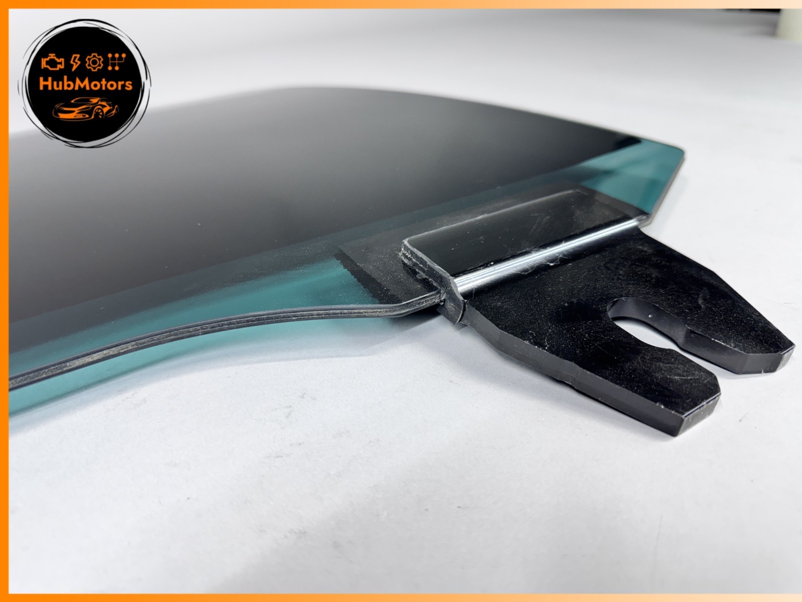 2017 - 2024 MASERATI LEVANTE REAR RIGHT PASSENGER SIDE DOOR WINDOW GLASS OEM