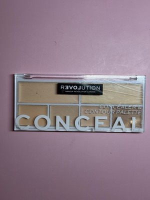 Revolution Relove Conceal Me Palette Fair 2.8g