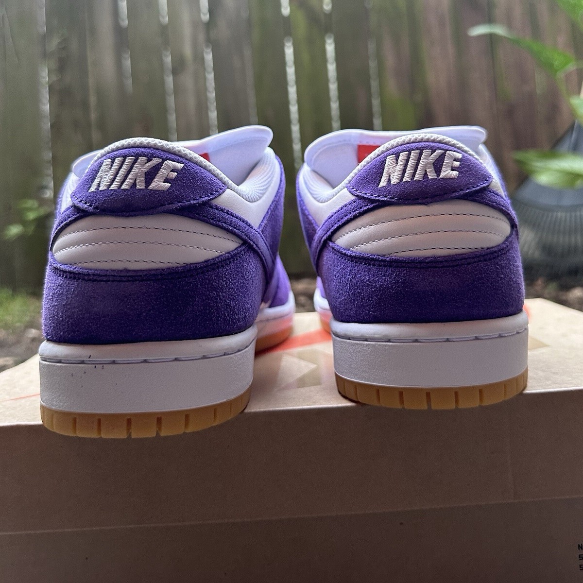 Nike Dunk Low SB ホワイト/パープル Nike Dunk Low – DTLR