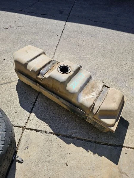 Tanque de combustible 6' 6" caja compatible con camioneta Chevrolet 2500 88-97 99-00 408396 Foto 4 de 4