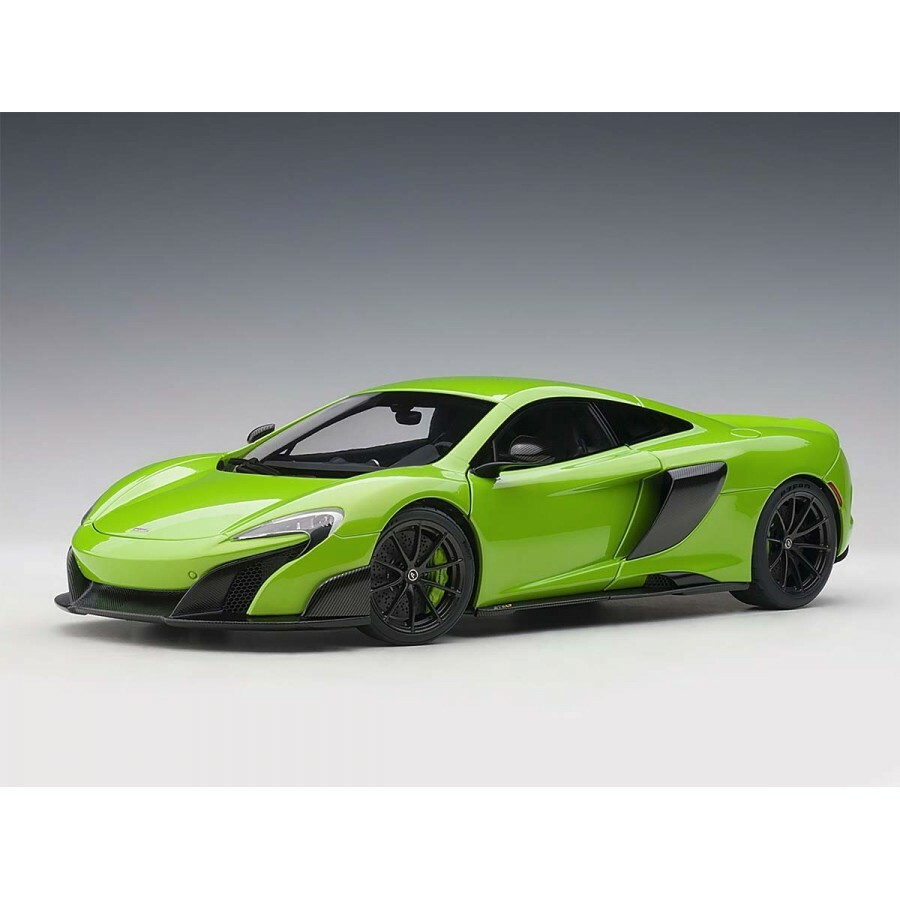 AUTOart McLaren 675LT Napier Green 76049